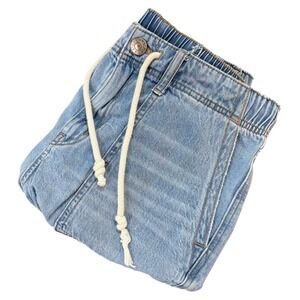 AMERICAN EAGLE Womens 8 Short Light Wash Denim Drawstring Utility Shorts